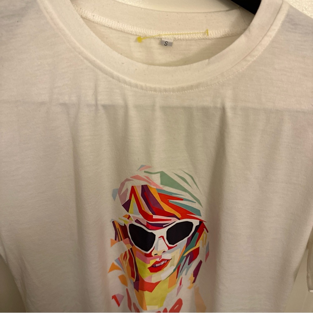 Taylor Swift Colorful Graphic White Tee with 1989 Print- size small - Picture 2 of 5